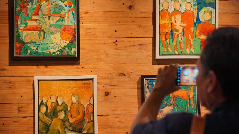 Pameran lukisan Dua Nagara di Greenhost Boutique Hotel, Jalan Gerilya Nomor 629, Brontokusuman, Mergangsan. (Istimewa/Greenhost Boutique Hotel).