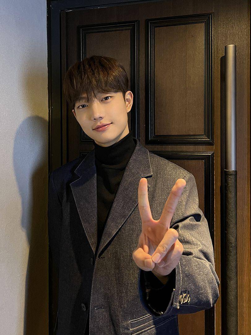 Cho JunYoung (twitter.com/SMTOWNGLOBAL)