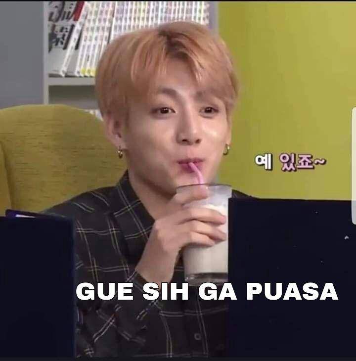 Meme puasa member BTS (twitter.com/FancyG_Jk)