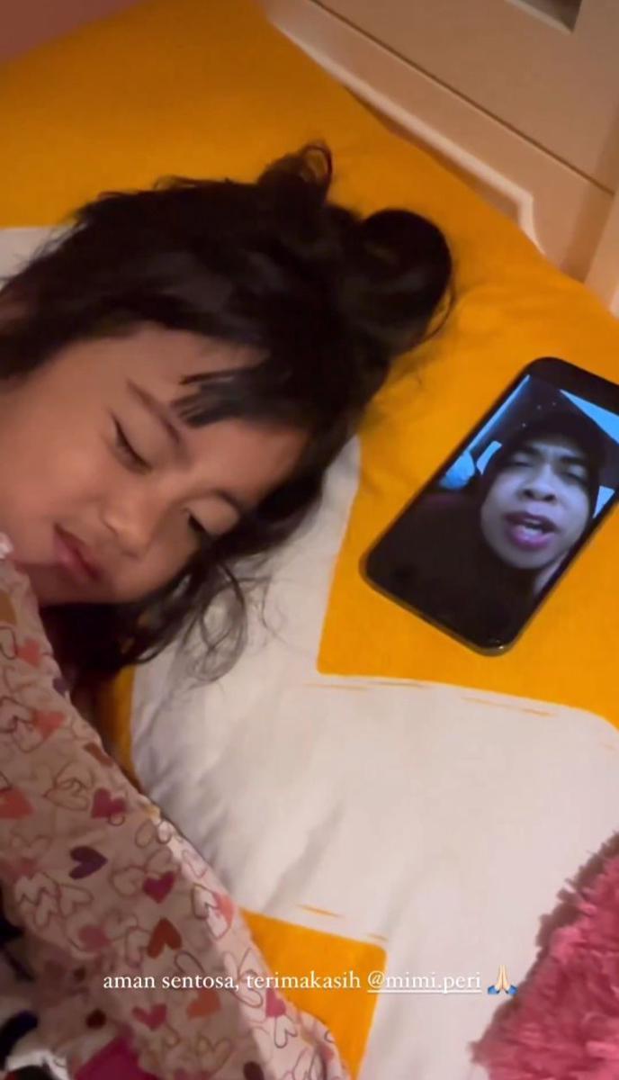 potret Chava dibangunin sahur oleh Mimi Peri (instagram.com/okintph)