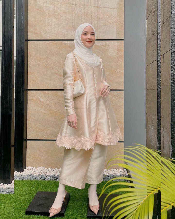 gaya kondangan syar'i (instagram.com/nissabyan)