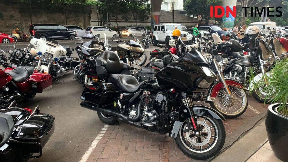 Beberapa motor Harley-Davidson milik anggota HOGERS Indonesia (IDN Times/Fadhliansyah)