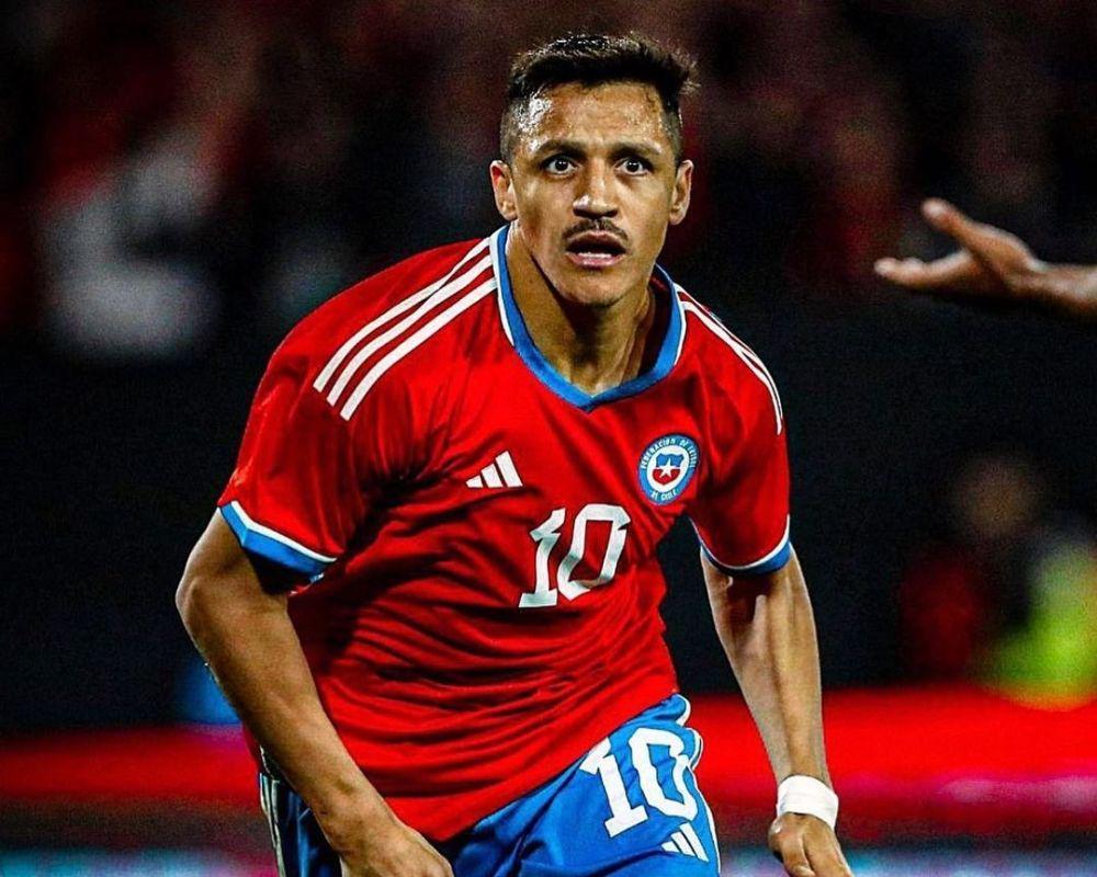 Alexis Sanchez (instagram.com/alexis_officia1)