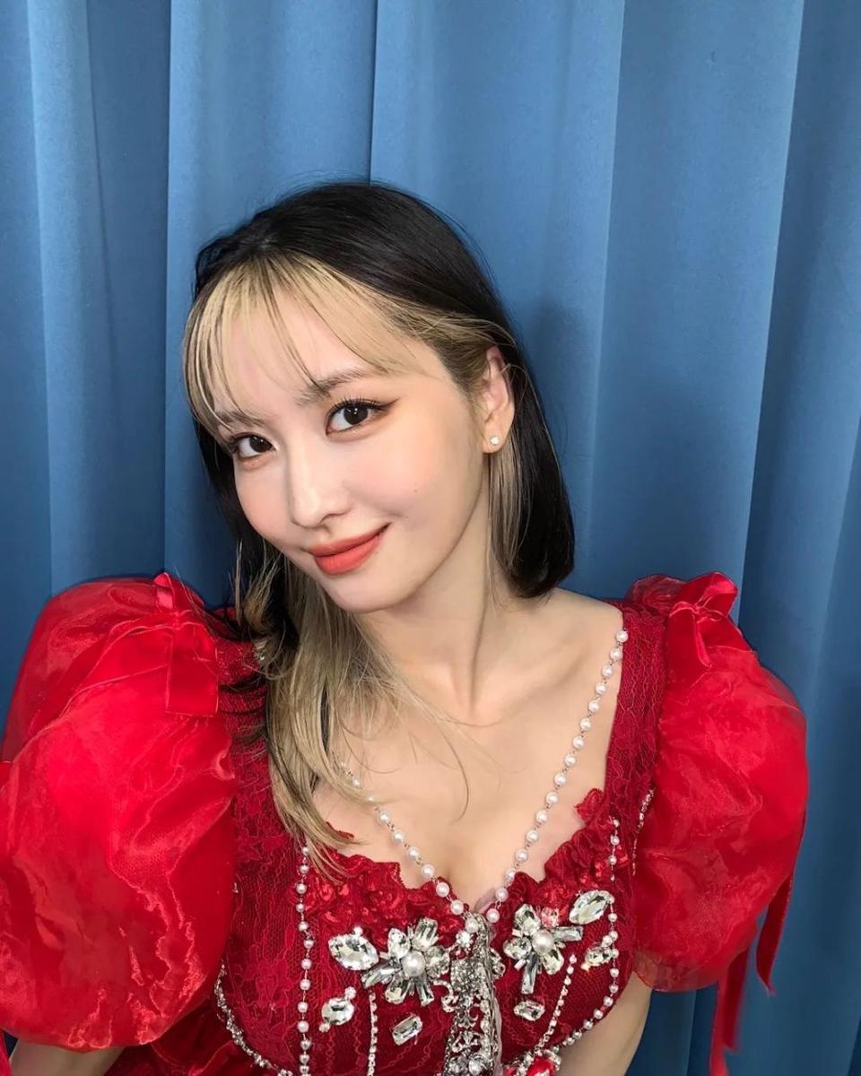 potret Momo TWICE (instagram.com/twicetagram)