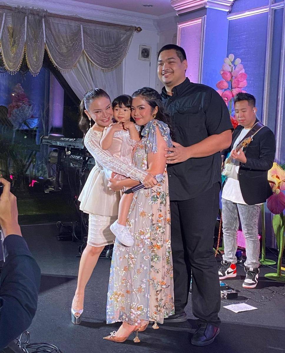 Potret Dito Ariotedjo Menpora dan artis (Instagram.com/mahalindanapitupulu)