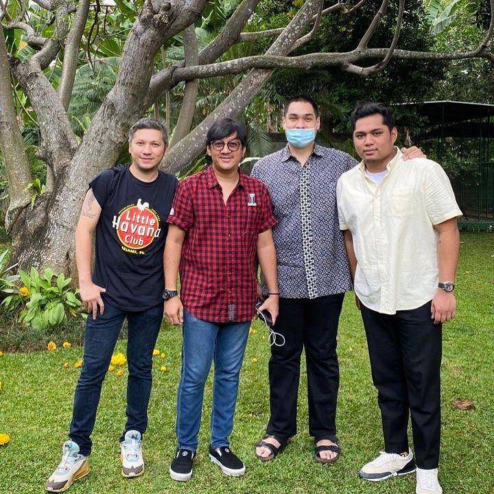 Potret Dito Ariotedjo Menpora dan artis (Instagram.com/ditoariotedjo)