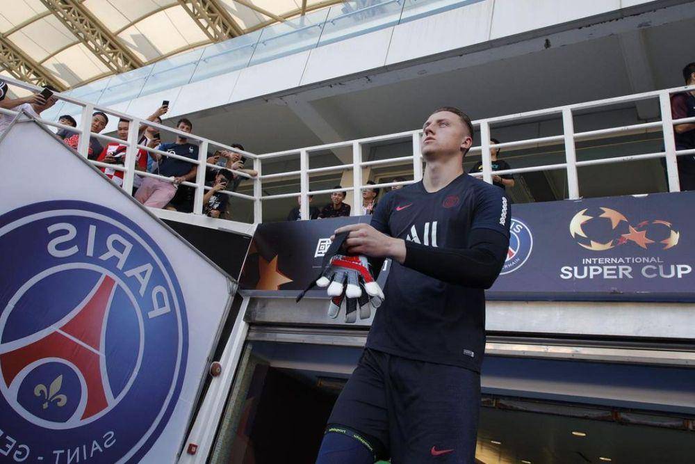Marcin Bulka saat masih berseragam Paris Saint-Germain. (instagram.com/marcinbulka1)