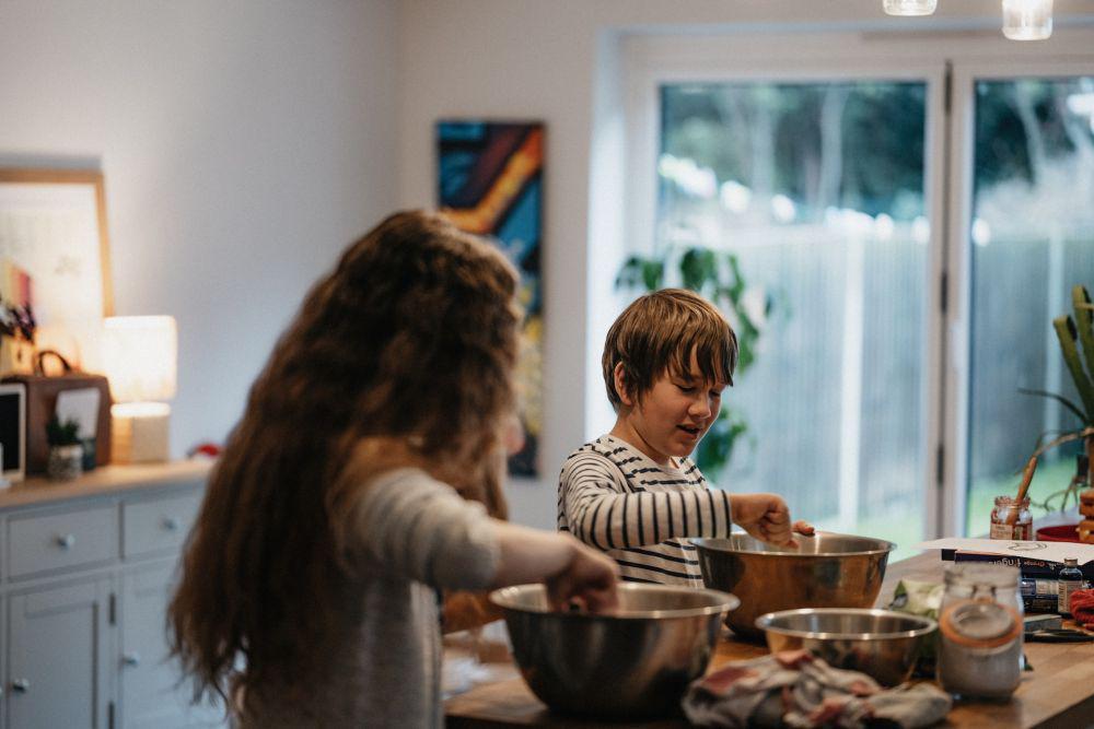 Ilustrasi anak yang mandiri (Unsplash.com/Anna Spratt)