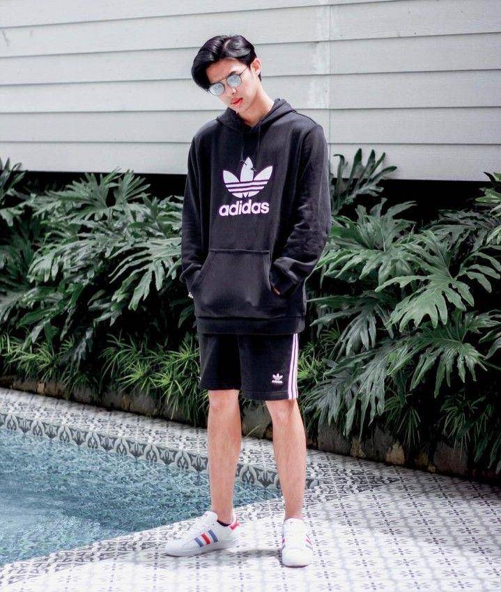 outfit cowok mamba ala Rey Mbayang (instagram.com/rey_mbayang)