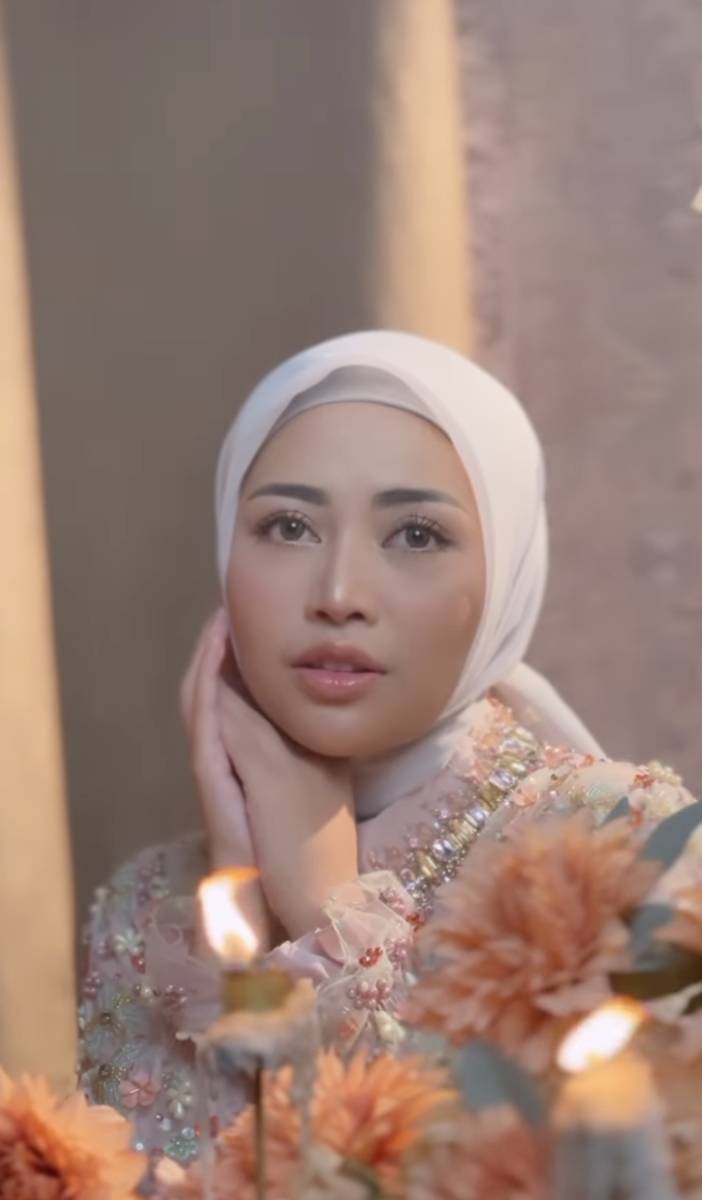 potret Rachel Vennya kembali berhijab (instagram.com/rachelvennya)
