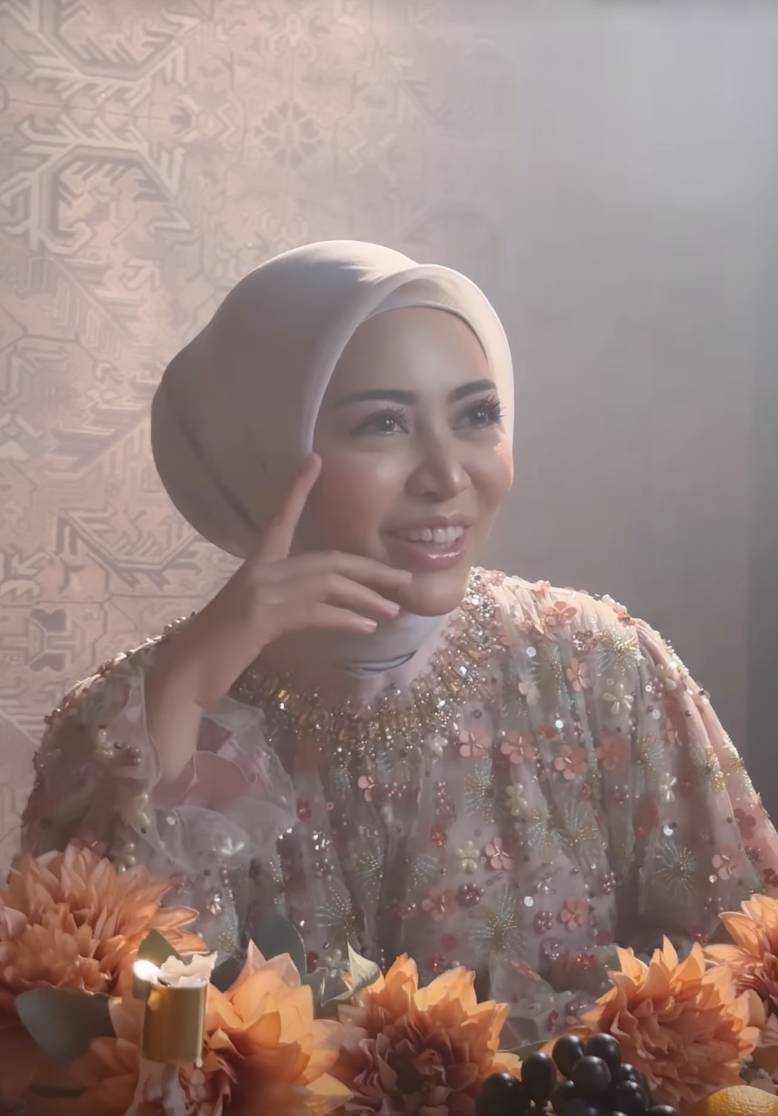 potret Rachel Vennya kembali berhijab (instagram.com/rachelvennya)