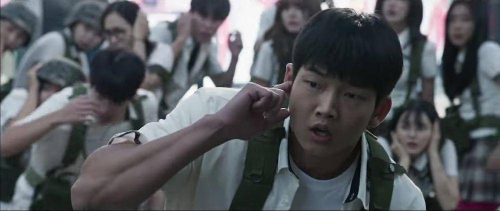 Yoon Jong Bin di drama Duty After School (youtube.com/TVING)