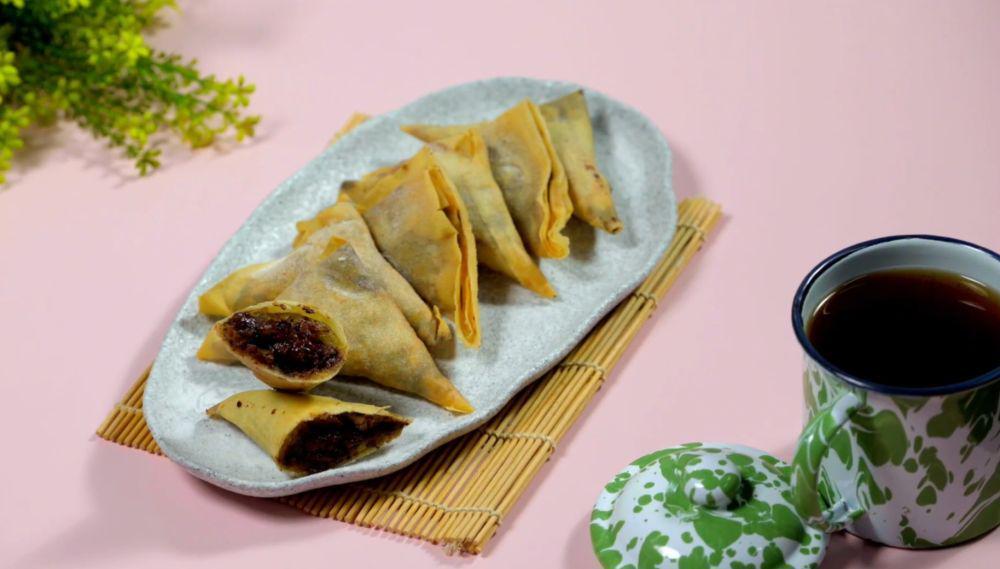 Resep Samosa Pisang Coklat, Ide Takjil Favorit Keluarga!