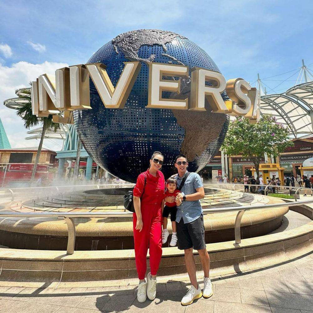 potret Yuanita Christiani dan keluarga liburan di Singapura (instagram.com/yuanitachrist)