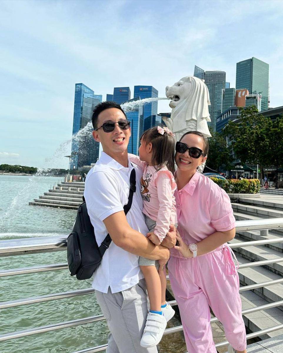 potret Yuanita Christiani dan keluarga liburan di Singapura (instagram.com/yuanitachrist)