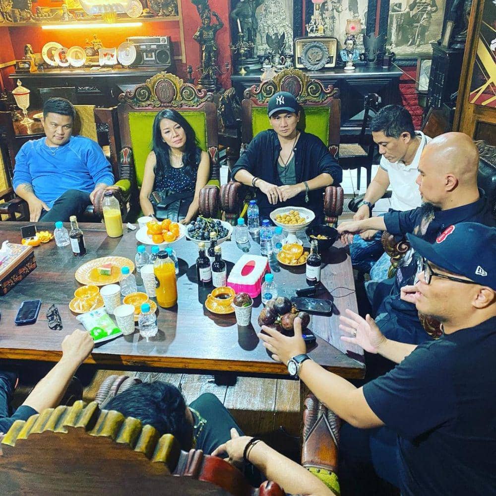 bukber para musisi di rumah Ahmad Dhani (instagram.com/badaithepianoman)