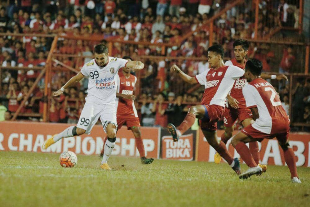 Bali United saat menghadapi PSM Makassar. (Baliutd.com)