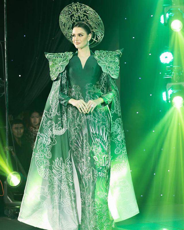 Potret Isabella Menin, Miss Grand International 2022 Saat Berkunjung ke Vietnam (Instagram.com/missgrandfanclub)