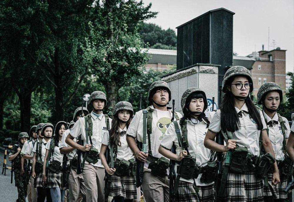 cuplikan drama Duty After School (instagram.com/tving.official)