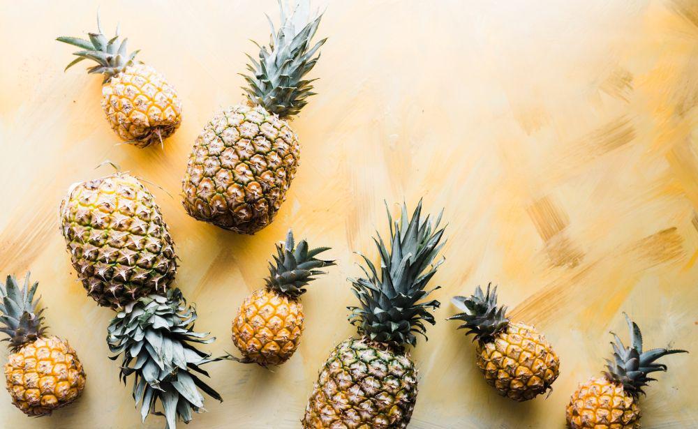 ilustrasi nanas (unsplash.com/@brookelark)