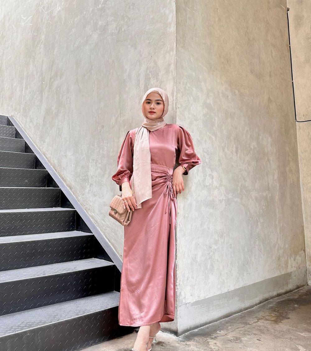ide outfit glamour untuk lebaran (instagram.com/ivanka.fs)