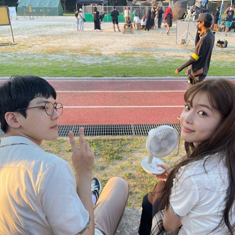 Potret di balik layar pemeran Duty After School (instagram.com/choimooonhee)