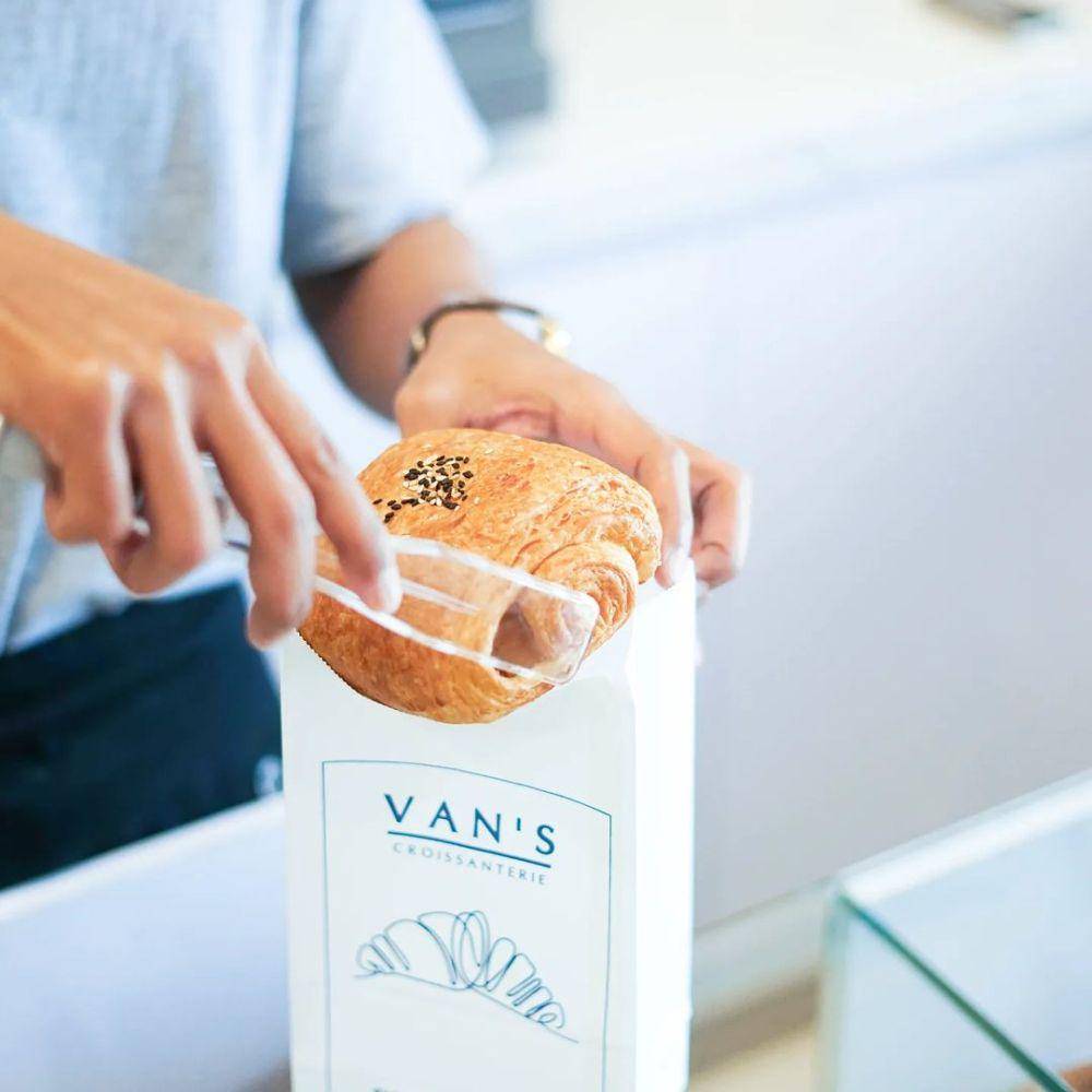 Van's Croissanterie (instagram.com/vanscroissant)
