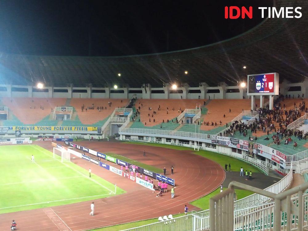 Persib dan Persis Kutuk Kericuhan Suporter di Pakansari