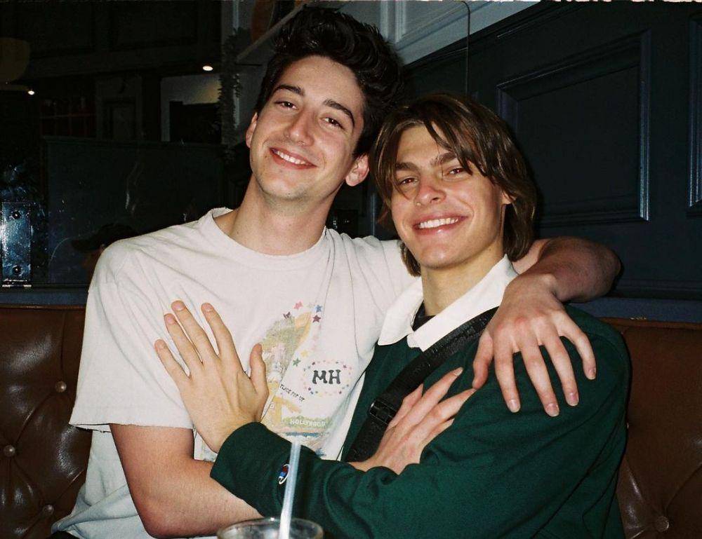 Blake Draper dan Milo Manheim (instagram.com/blakehdraper)