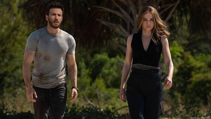 Chris Evans dan Ana de Armas dalam Ghosted (dok. Apple TV+/Ghostex)
