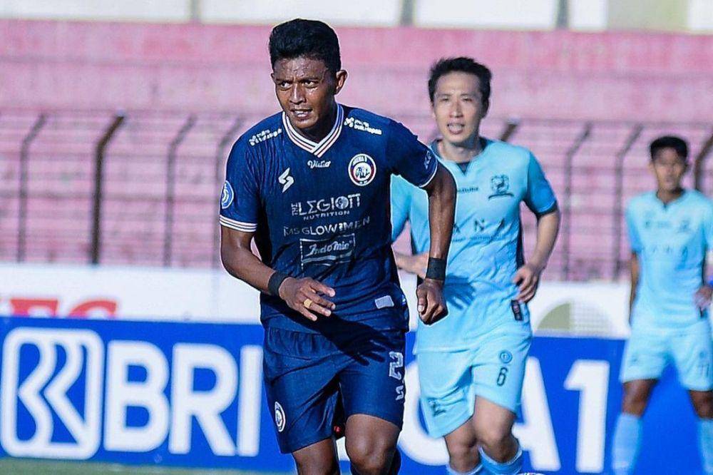 Dedik Setiawan (instagram.com/aremafcofficial)