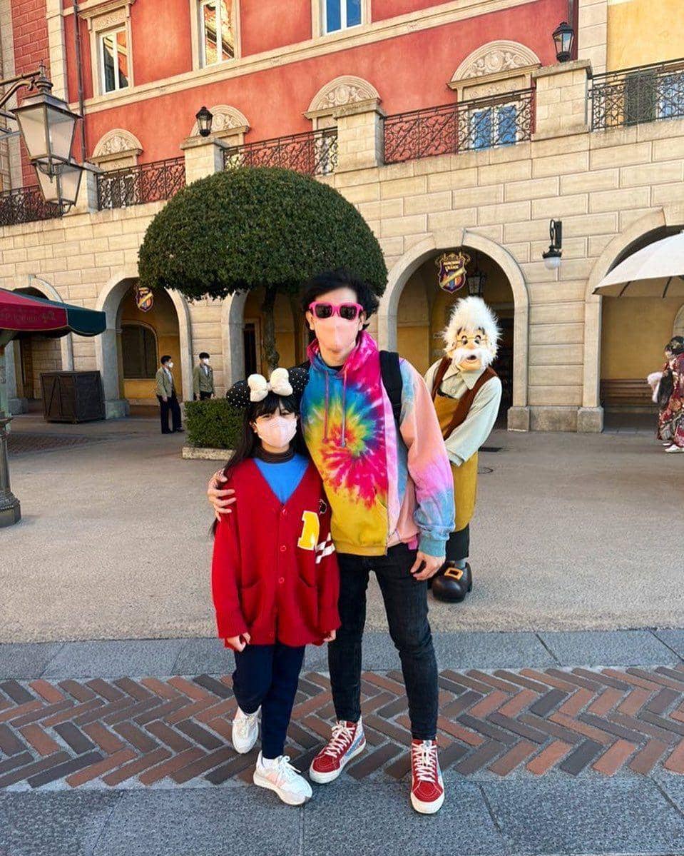 potret Vino G Bastian dan sang putri (instagram.com/vinogbastian__)