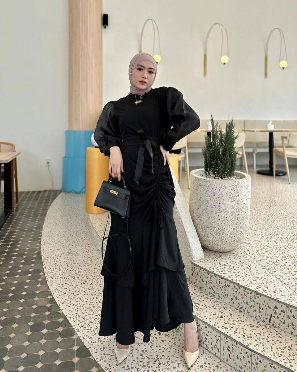 Yolla Anggita (instagram.com/yollaanggitaaa)
