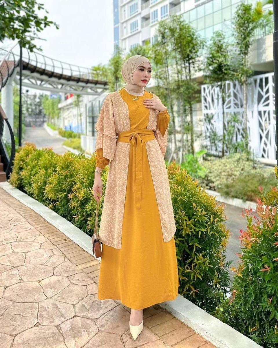 Yolla Anggita (instagram.com/yollaanggitaaa)