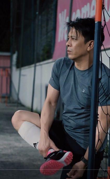 Ariel Noah bermain sepak bola (instagram.com/arielnoah)