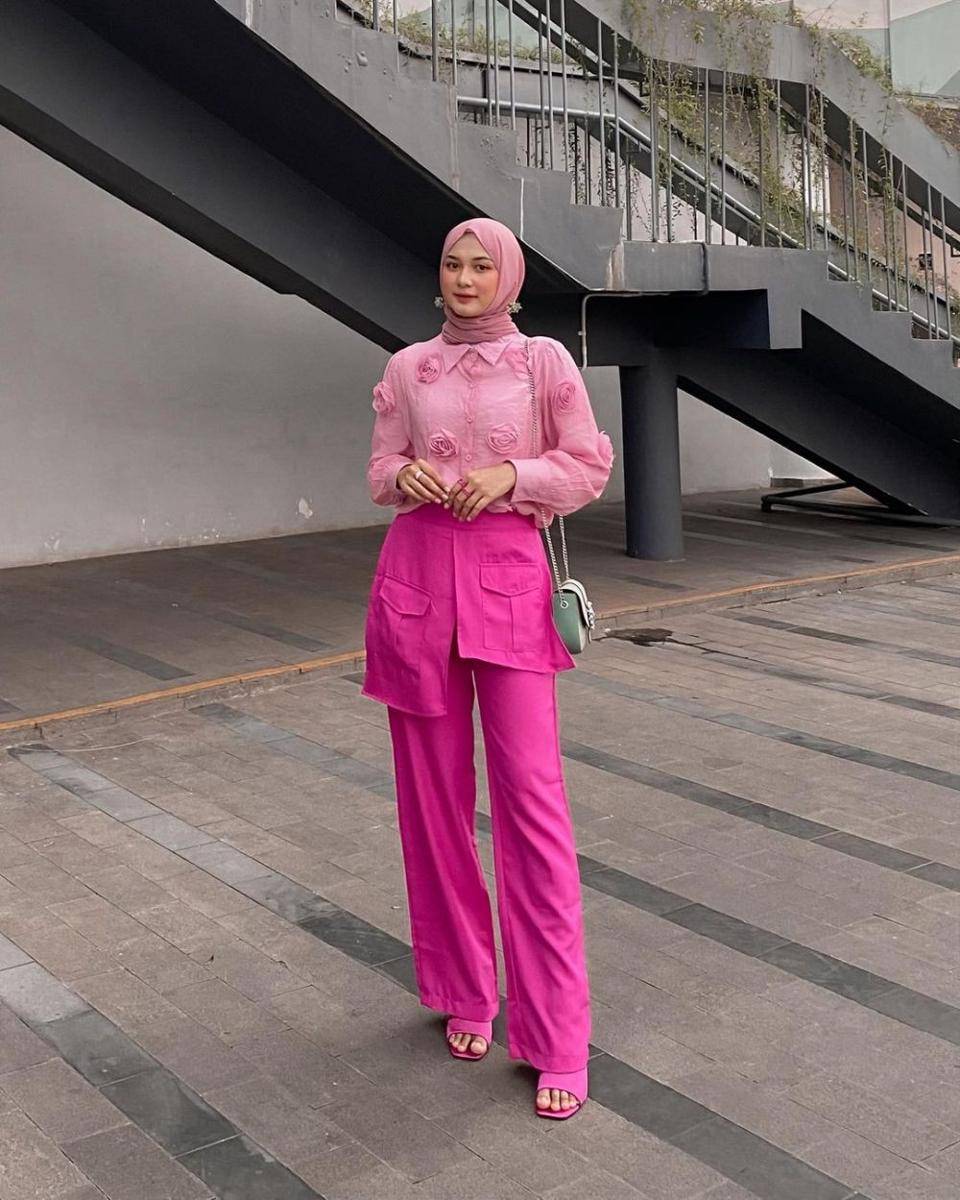 Padu padan hijab dan long pants ala Mila Alawiyah (instagram.com/milaalawiyahh)