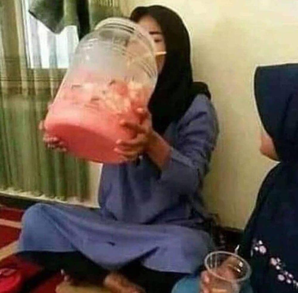 meme puasa (instagram.com/wara.meme)