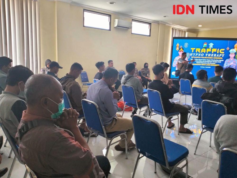 Pengguna Knalpot Brong di Surabaya Dihipnoterapi