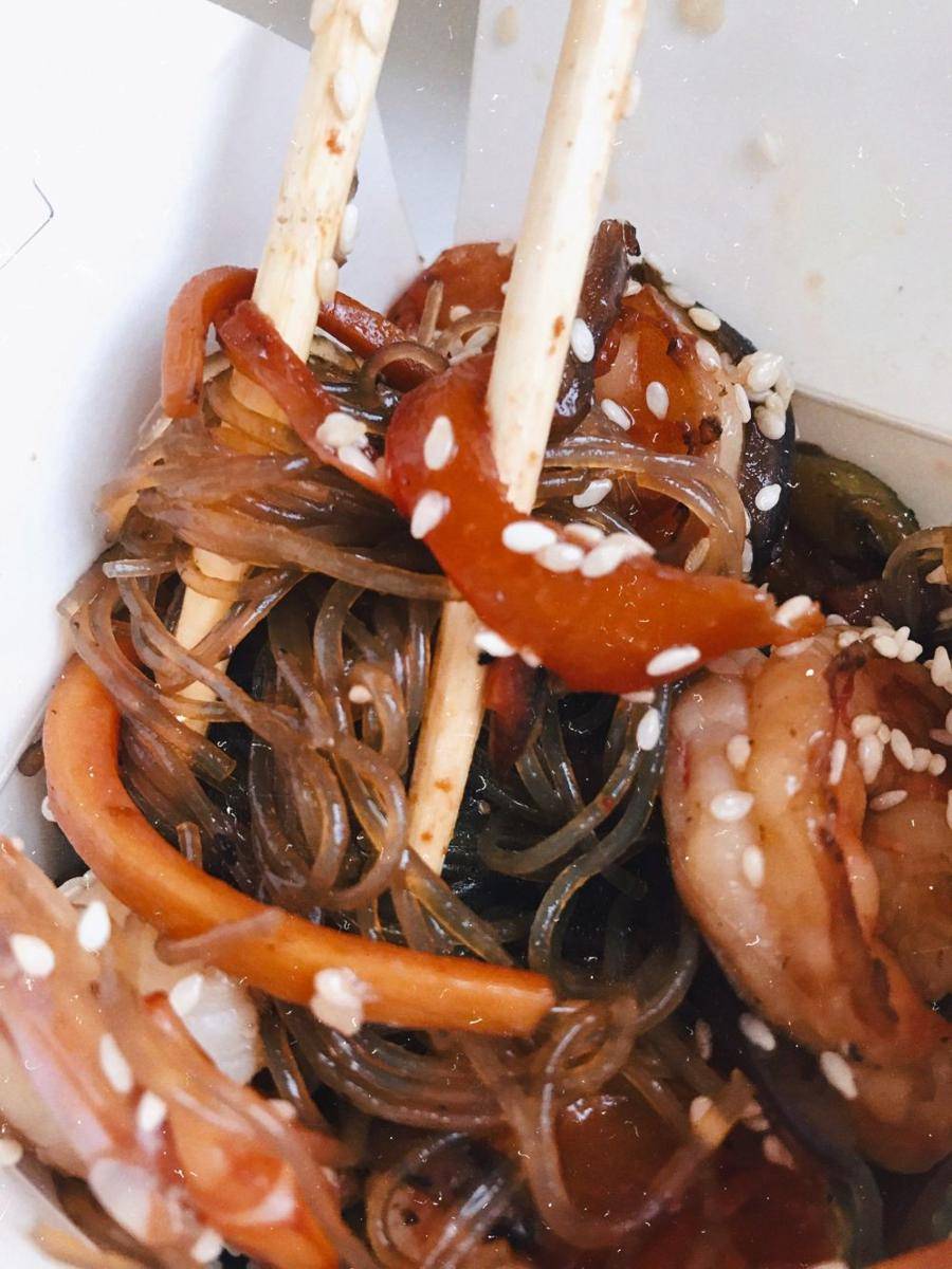 ilustrasi japchae (pexels.com/chudesabyvaut)