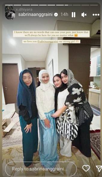 potret tahlilan ibu Sabrina Anggraini (instagram.com/sabrinaanggraini)