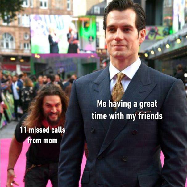meme interaksi antara kita dan ibu (instagram.com/9gag)