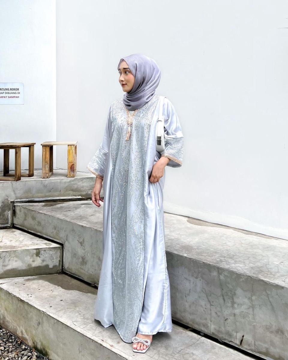 Ajeng (instagram.com/ajengldk)