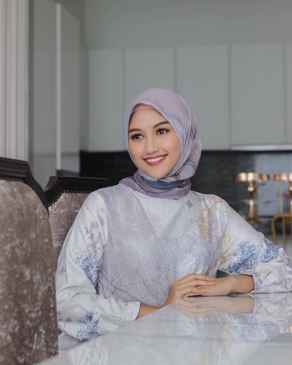 potret Erina Gudono berhijab (instagram.com/erinagudono)