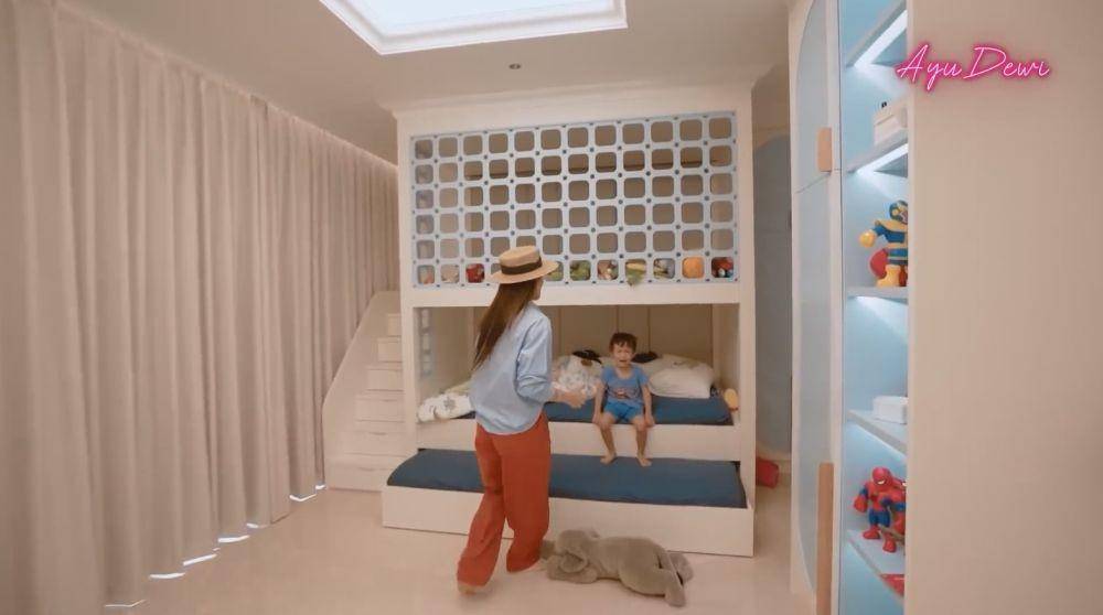 rumah Ayu Dewi (YouTube.com/Ayu Dewi)