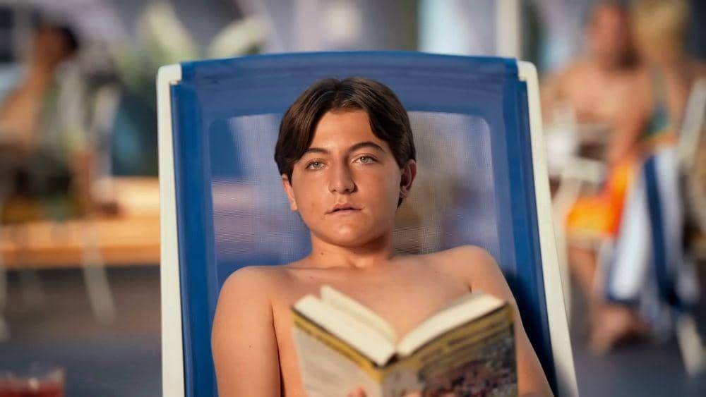 cuplikan film Beau is Afraid (dok. A24/Beau is Afraid)