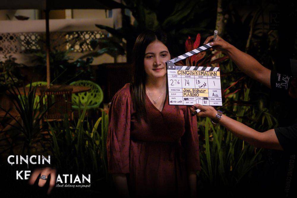 potret Bulan Sutena (instagram.com/bulansutena)