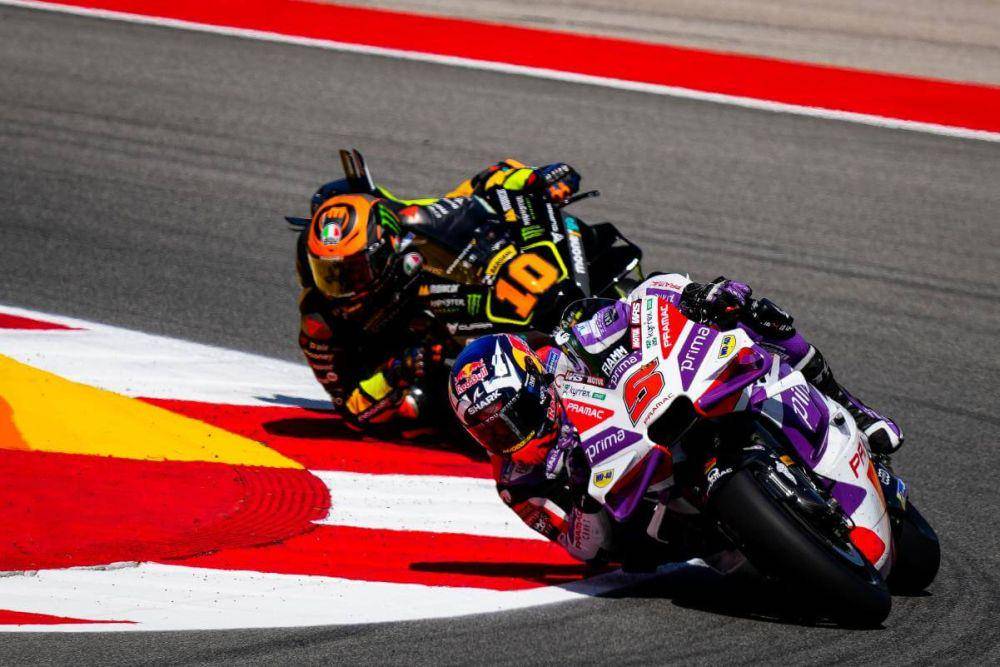 potret Johann Zarco dan Luca Marini (motogp.com)