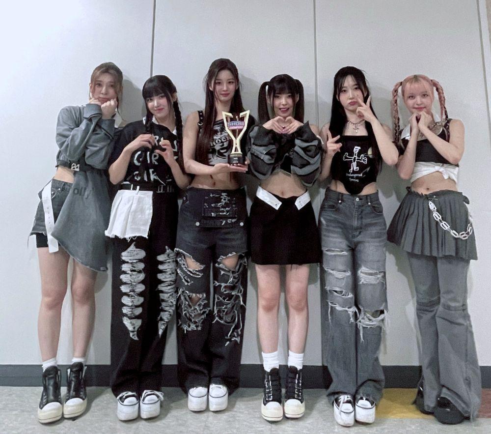 potret NMIXX (twitter.com/showchampion1)