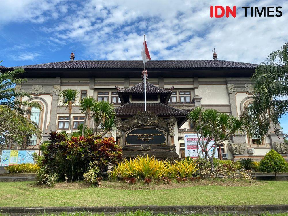 Kantor Dinas Penanaman Modal dan Pelayanan Terpadu Satu Pintu Kabupaten Badung, Kamis (6/4/2023). (IDN Times/Irma Yudistirani)