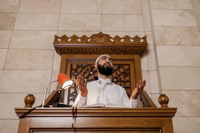 7 Contoh Ceramah Akhir Ramadan, Ada Keutamaan Lailatul Qadar